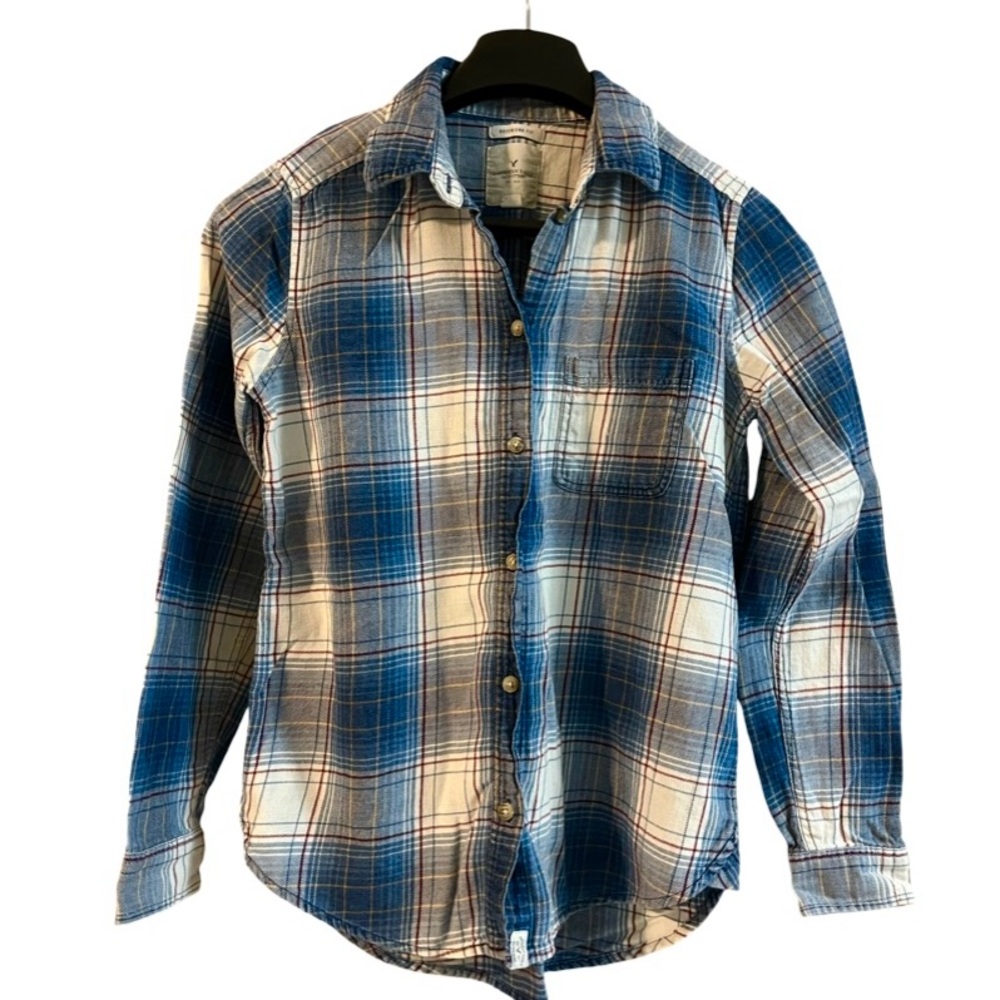 American Eagle Outfitters Women’s Blue and White Checkered Flannel Shirt